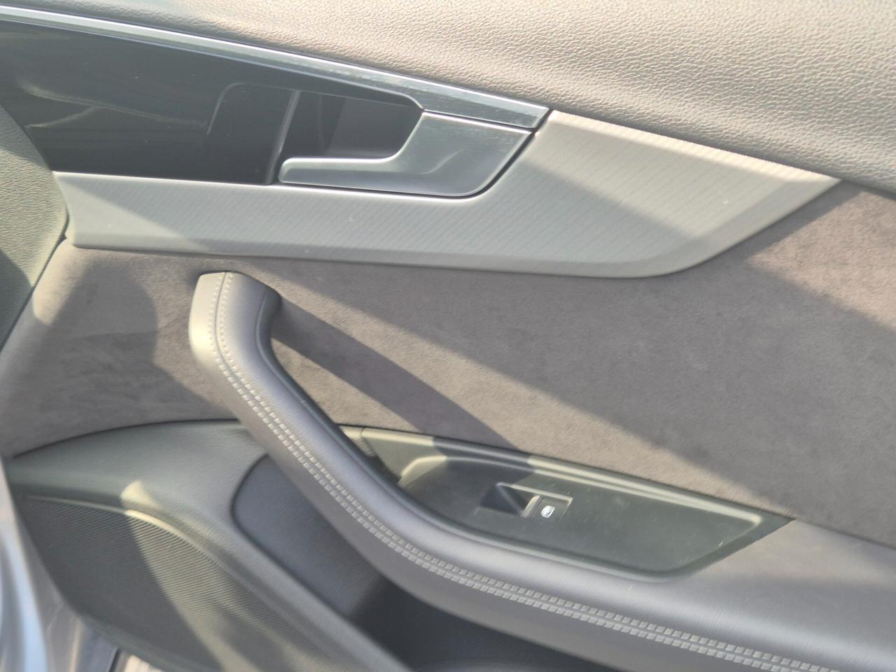 Audi A4 allroad 45 TDI tiptronic Business Evolution