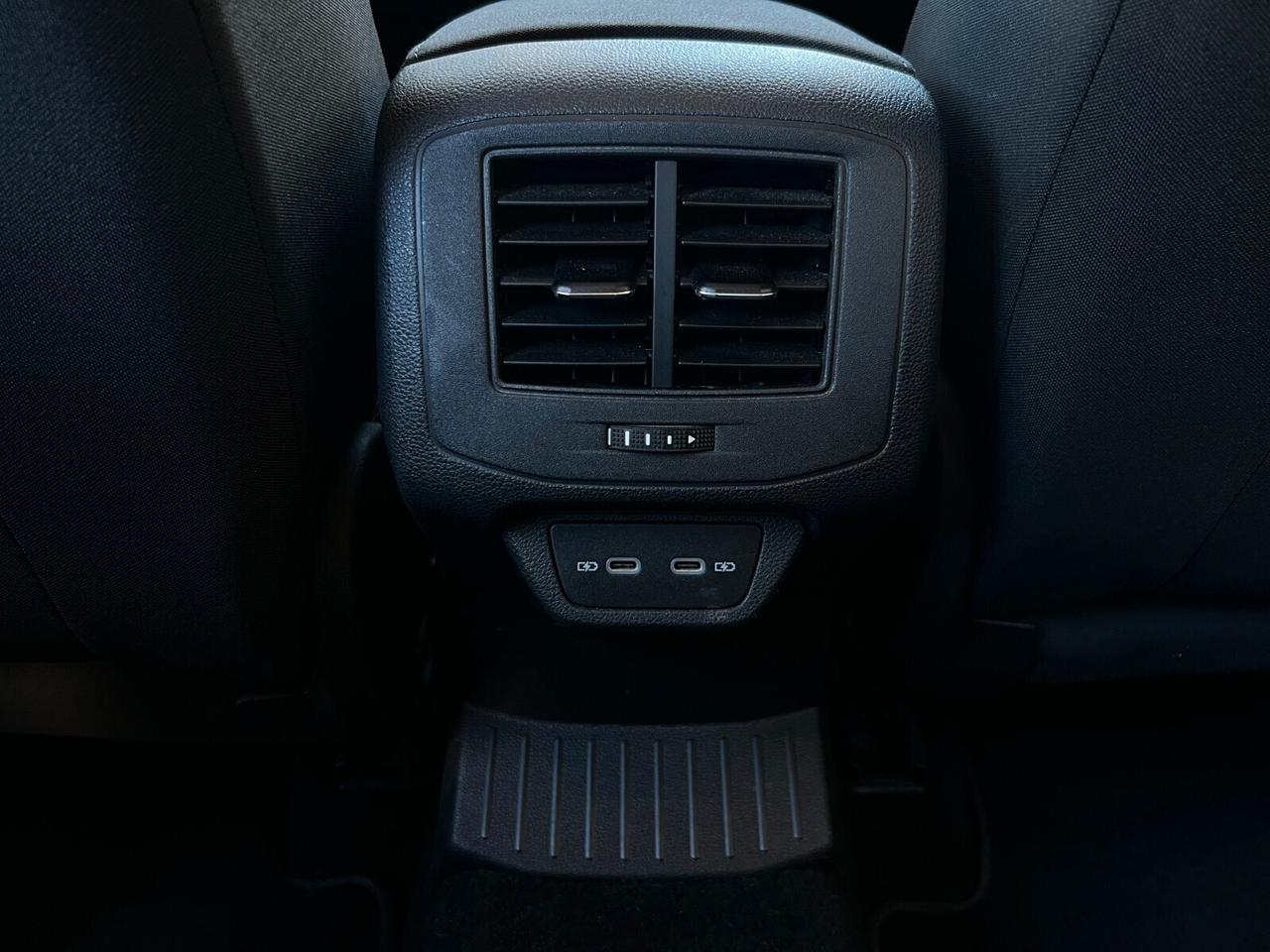 Volkswagen T-Roc 1.0 TSI Style PREZZO REALE