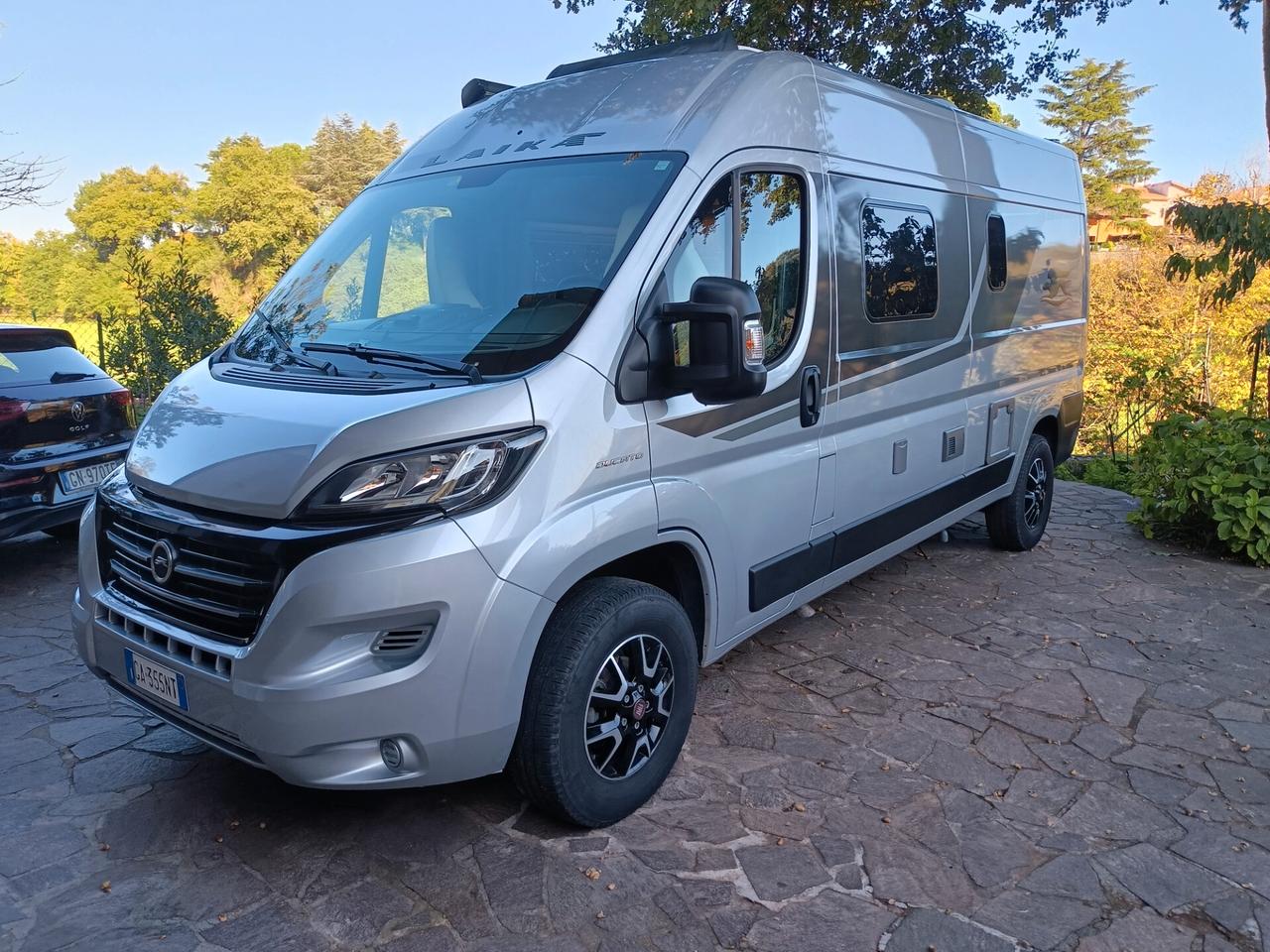 Laika KOSMO VAN 6.1 2.3 MJT 140CV