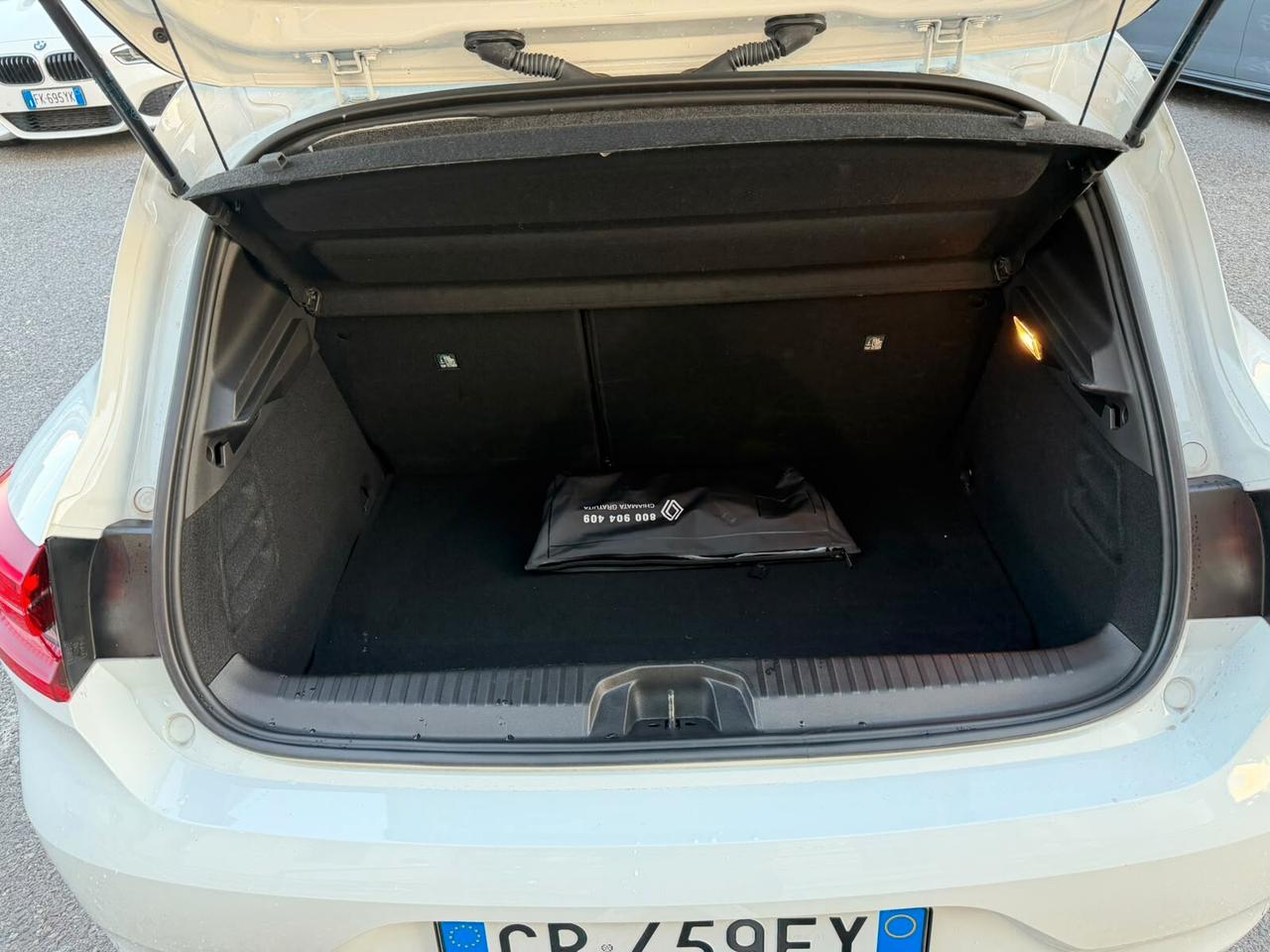 Renault Clio 1.6 E-Tech full hybrid Techno 145cv