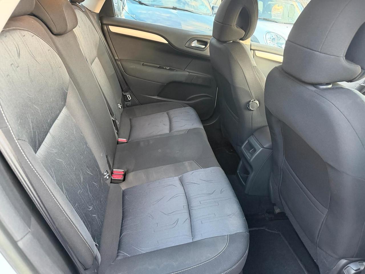 Citroen C4 1.6 HDi 90 Seduction-03/2014
