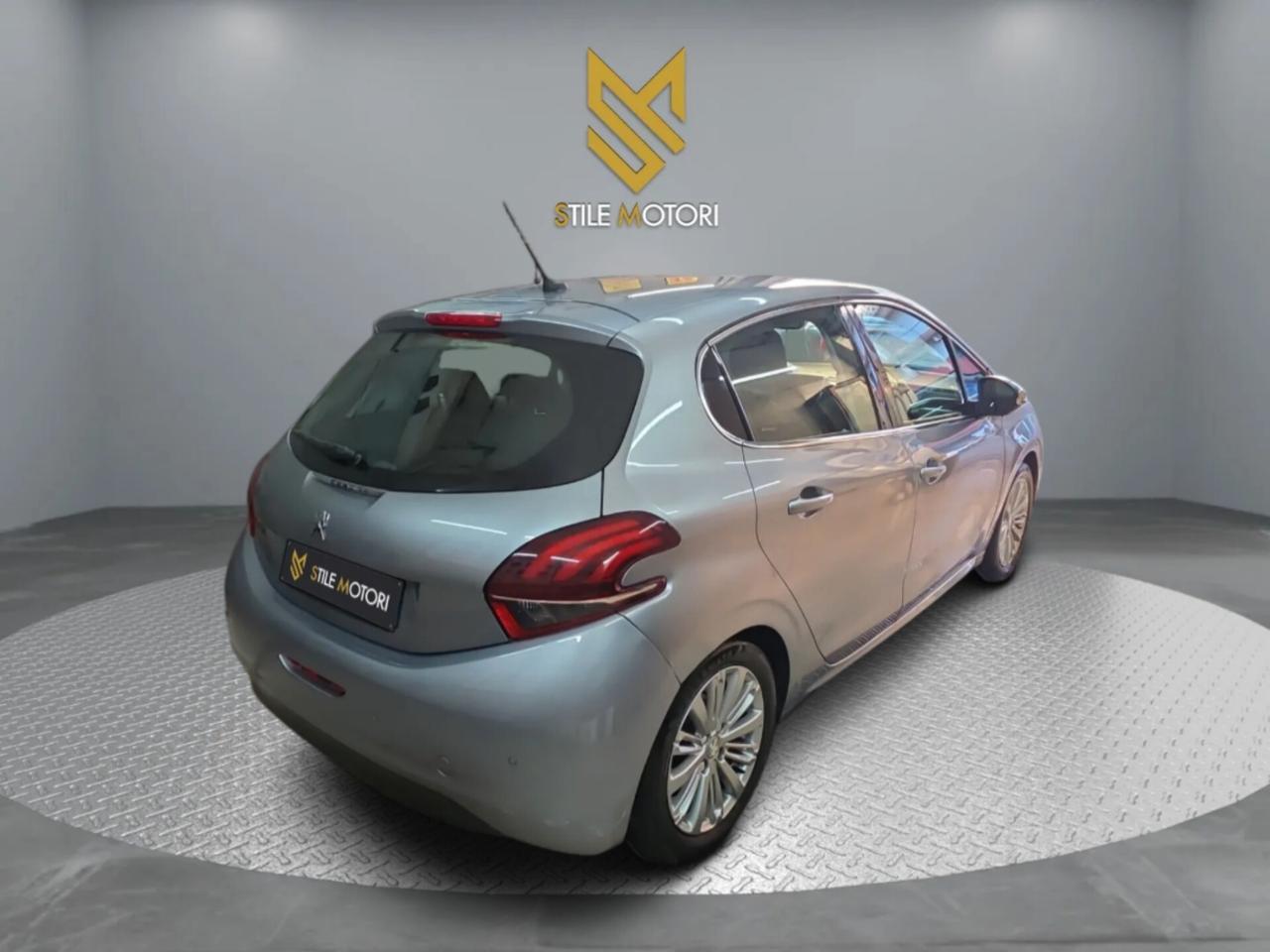 Peugeot 208 1.2 Benzina StileMotori