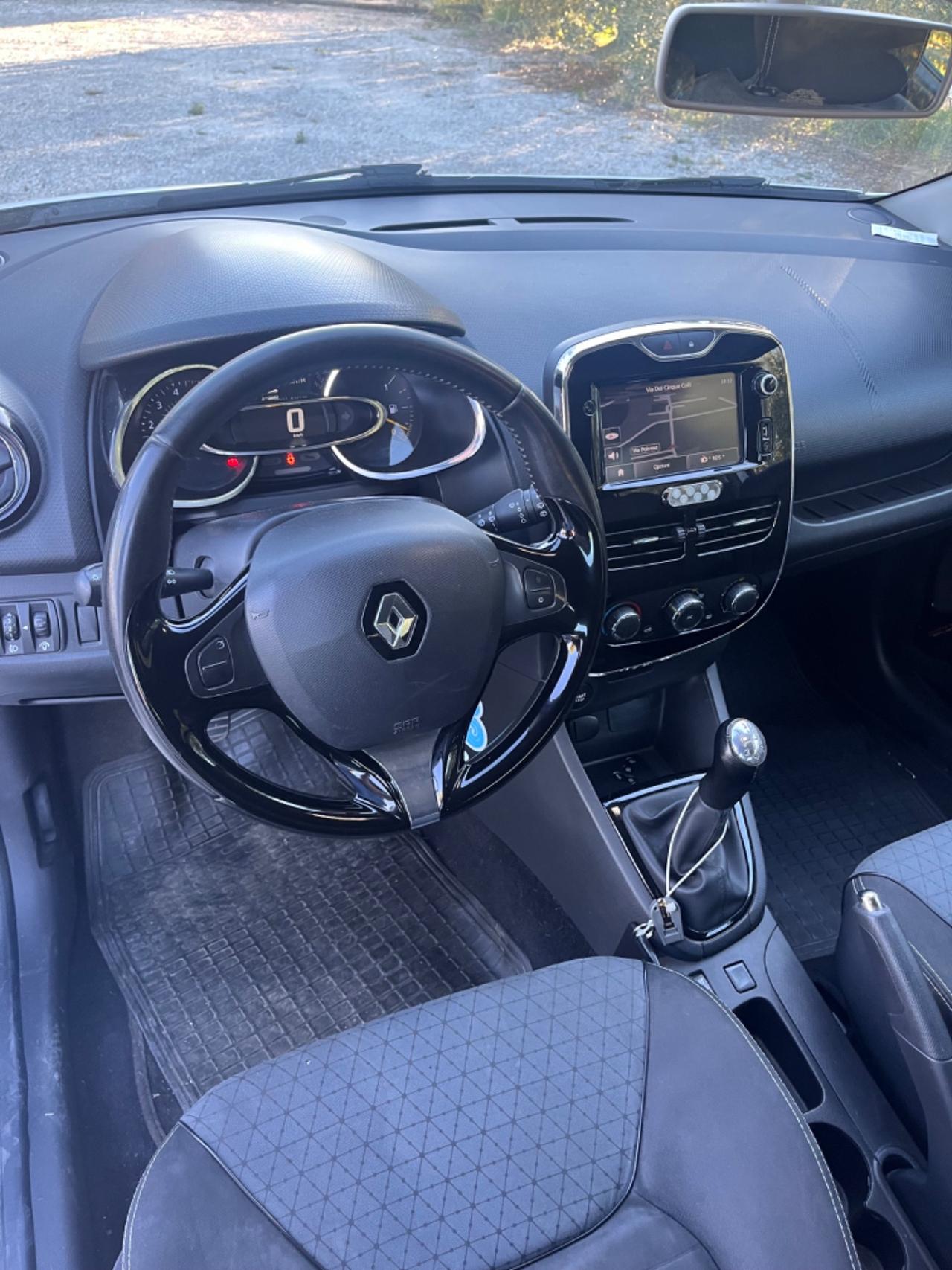 Renault Clio 1.5 dCi 90 cv 2014 PARI AL NUOVO