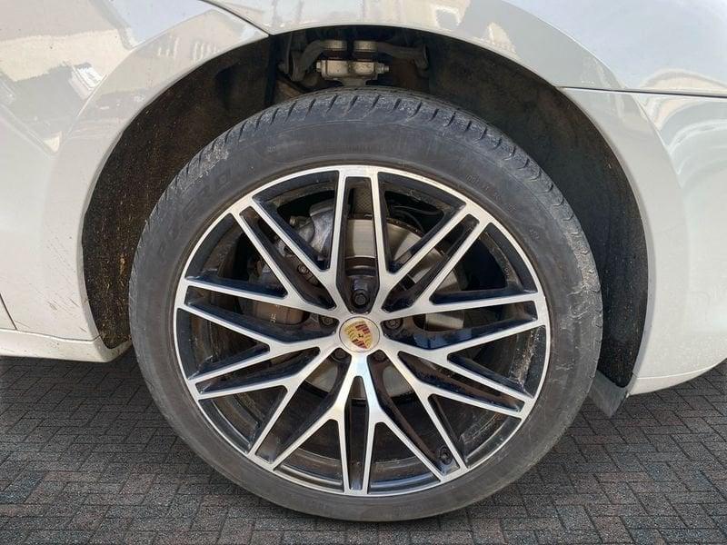 Porsche Macan 2.0 265cv pdk