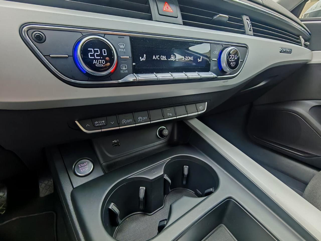 Audi A4 Avant 40 TDI S tronic S-line edition