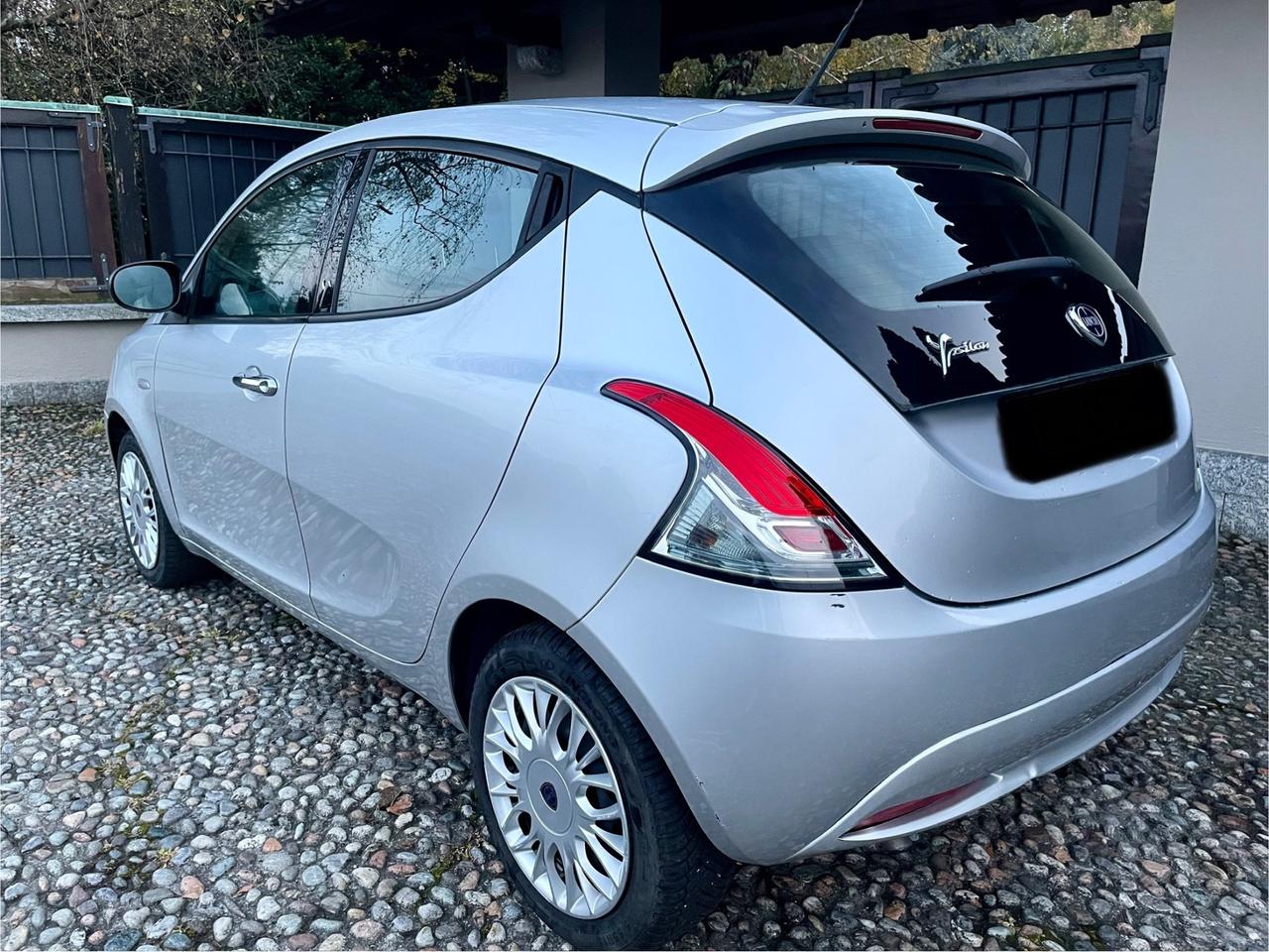 Lancia Ypsilon 1.2 69 CV 5 porte Gold *UNICO PROPRIETARIO*