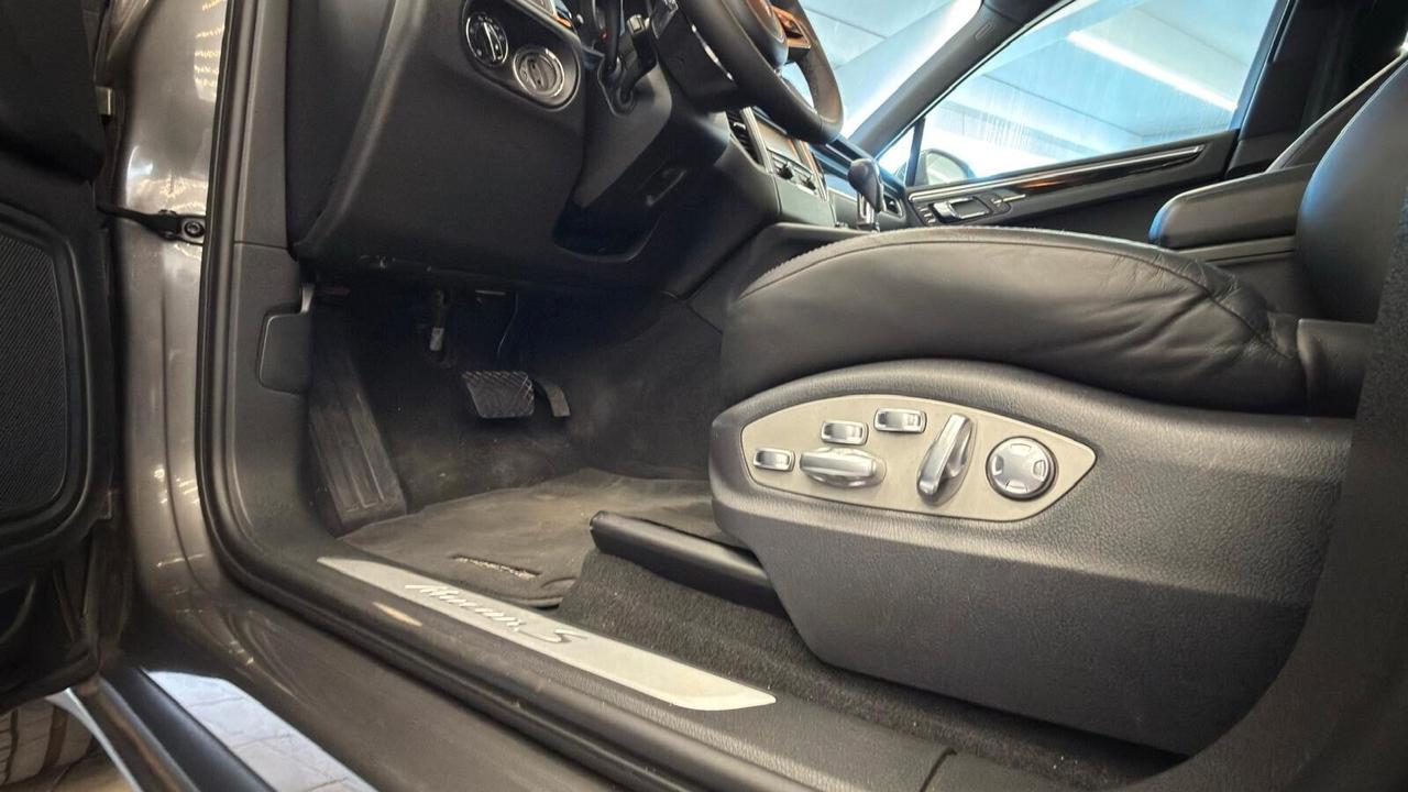 Porsche Macan S Diesel 3.0 V6 250 CV AUTOMATICO PDK - TETTO - NAVI - PELLE