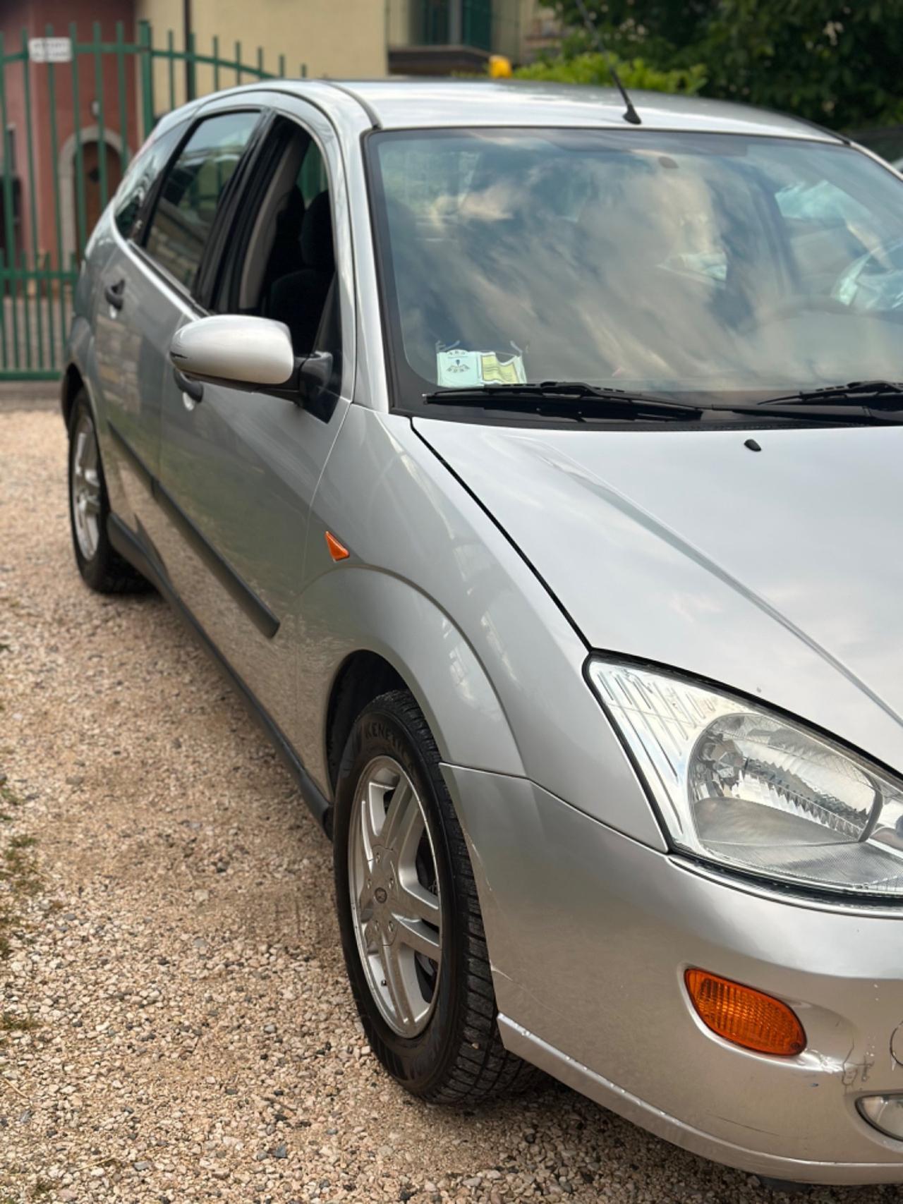 Ford FOCUS 1.6i 16V 5p. GHIA KMCERT
