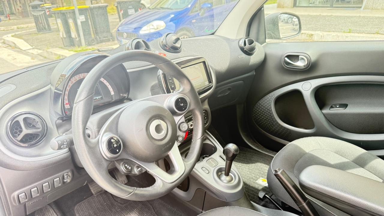Smart ForTwo 90 0.9 Turbo twinamic Passion LED NAVI KAMERA PANORAMA CERCHI 16 PDC BLUETOOTH