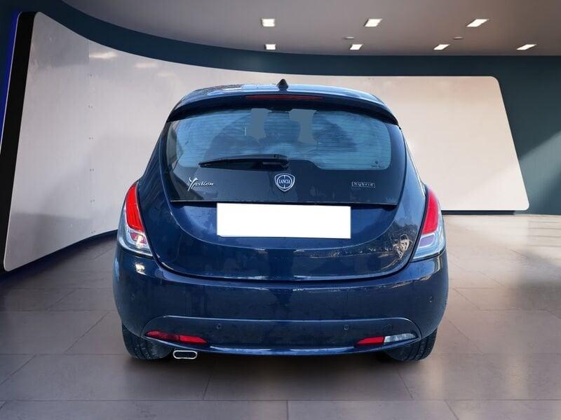 Lancia Ypsilon III 2015 1.0 hybrid Gold s&s 70cv