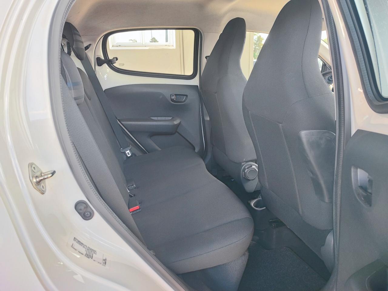 Peugeot 108 VTi 68 5 porte Active TOP! 24.000KM!!!