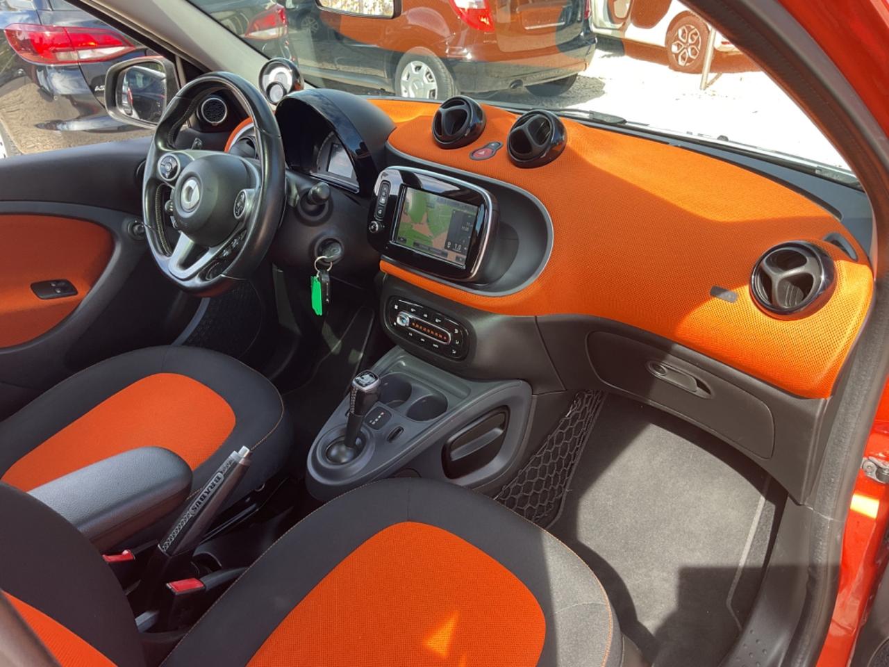 Smart ForFour 900 Turbo allestimento Brabus