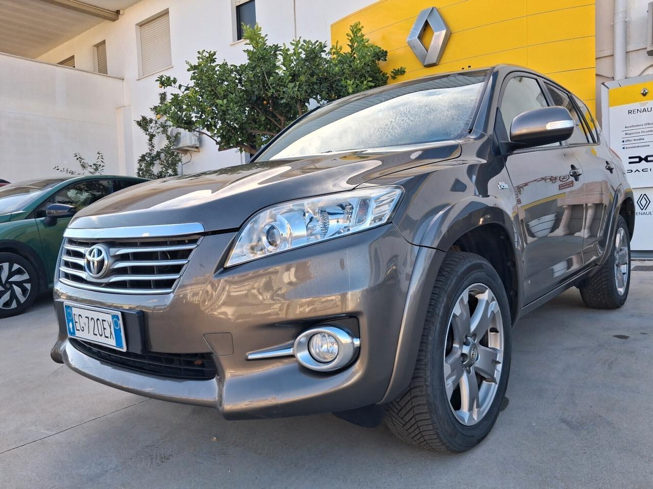 TOYOTA Rav4 Crossover 2.200 D-Cat 150cv 4WD Autom.