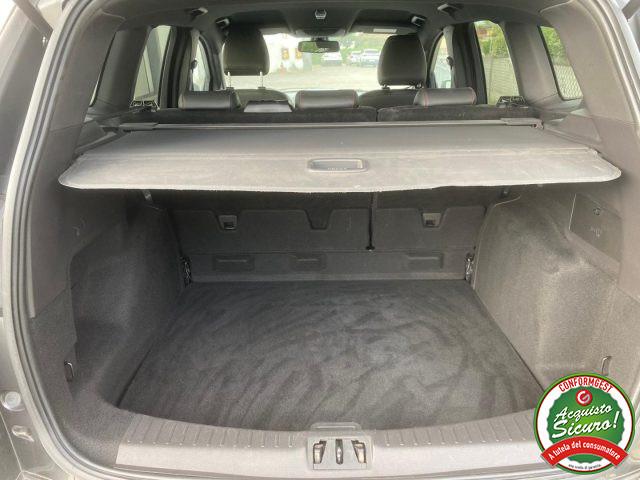 FORD Kuga 1.5 TDCI 120CV S&S 2WD Powershift ST-Line Business