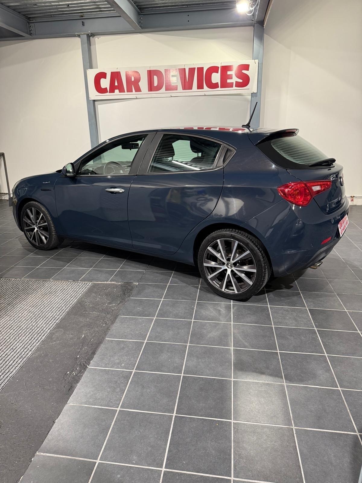 Alfa Romeo Giulietta 1.6 JTD-NEOPATENTATI-AUTOMATICA