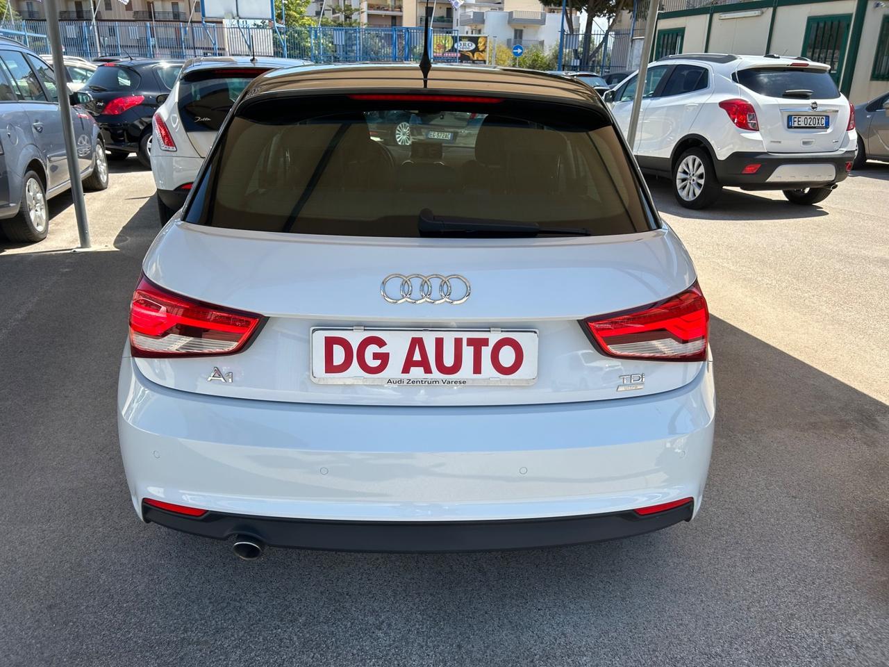 Audi A1 1.4 diesel 90 cv 2015 120.000 km