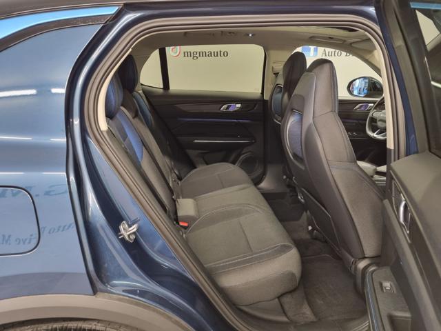 LYNK & CO 01 PHEV