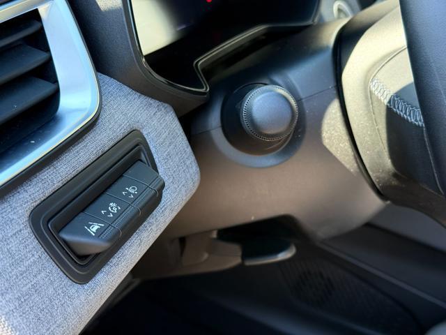 RENAULT Clio (mitsubishi COLT) 1.0 turbo 90 CV Invite -