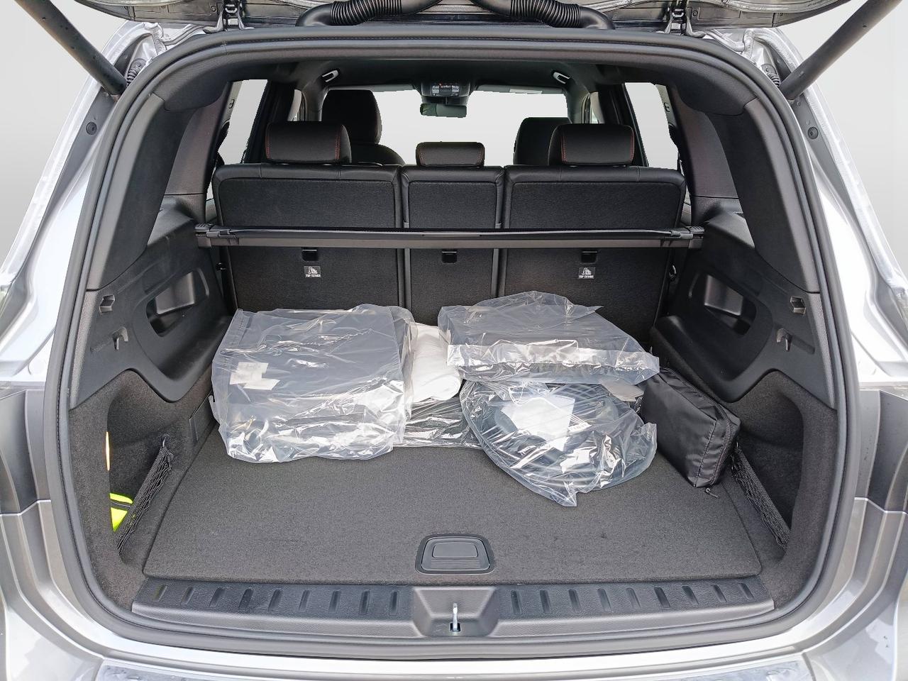 Mercedes-Benz EQB 250+