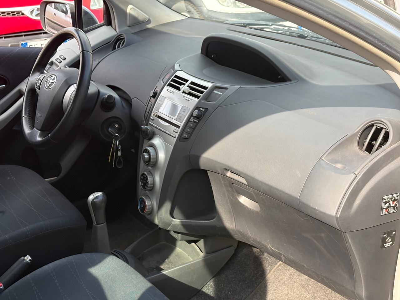 Toyota Yaris 1.3 5 porte Sol