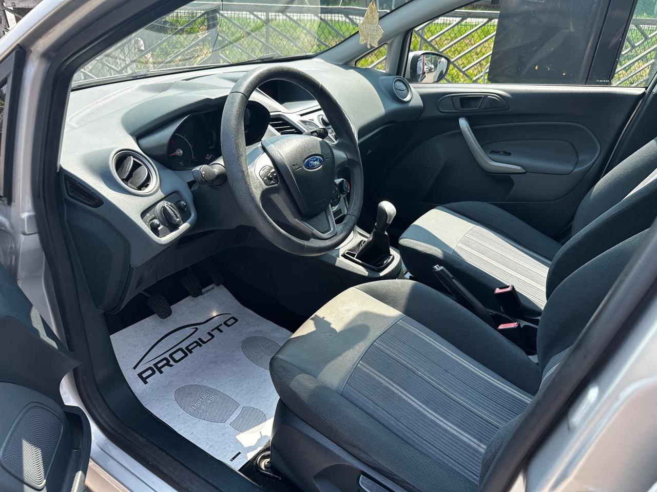 Ford Fiesta 1.4 5 porte Bz.- GPL Titanium