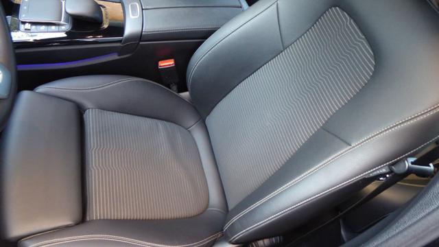 MERCEDES-BENZ A 250 Sedan e hybrid EQ Sport