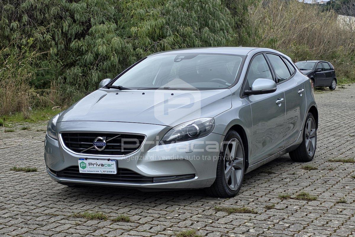 VOLVO V40 D2 Kinetic