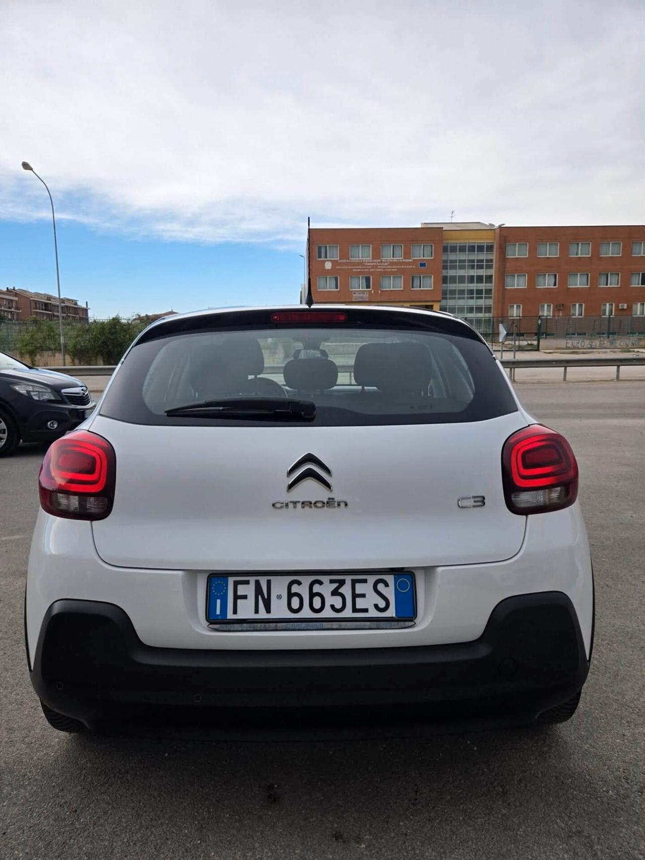 Citroen C3 PureTech 82 GPL Shine