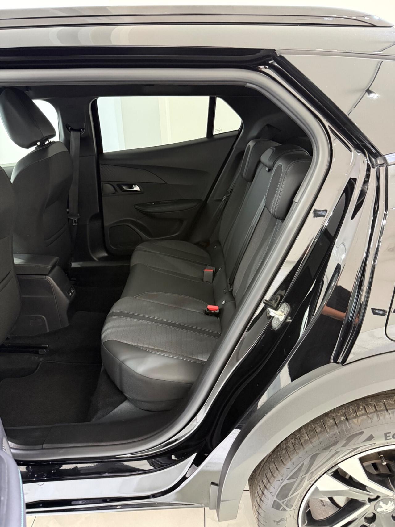 PEUGEOT 2008 BLUEHDi 130 S&S EAT8 ALLURE PACK