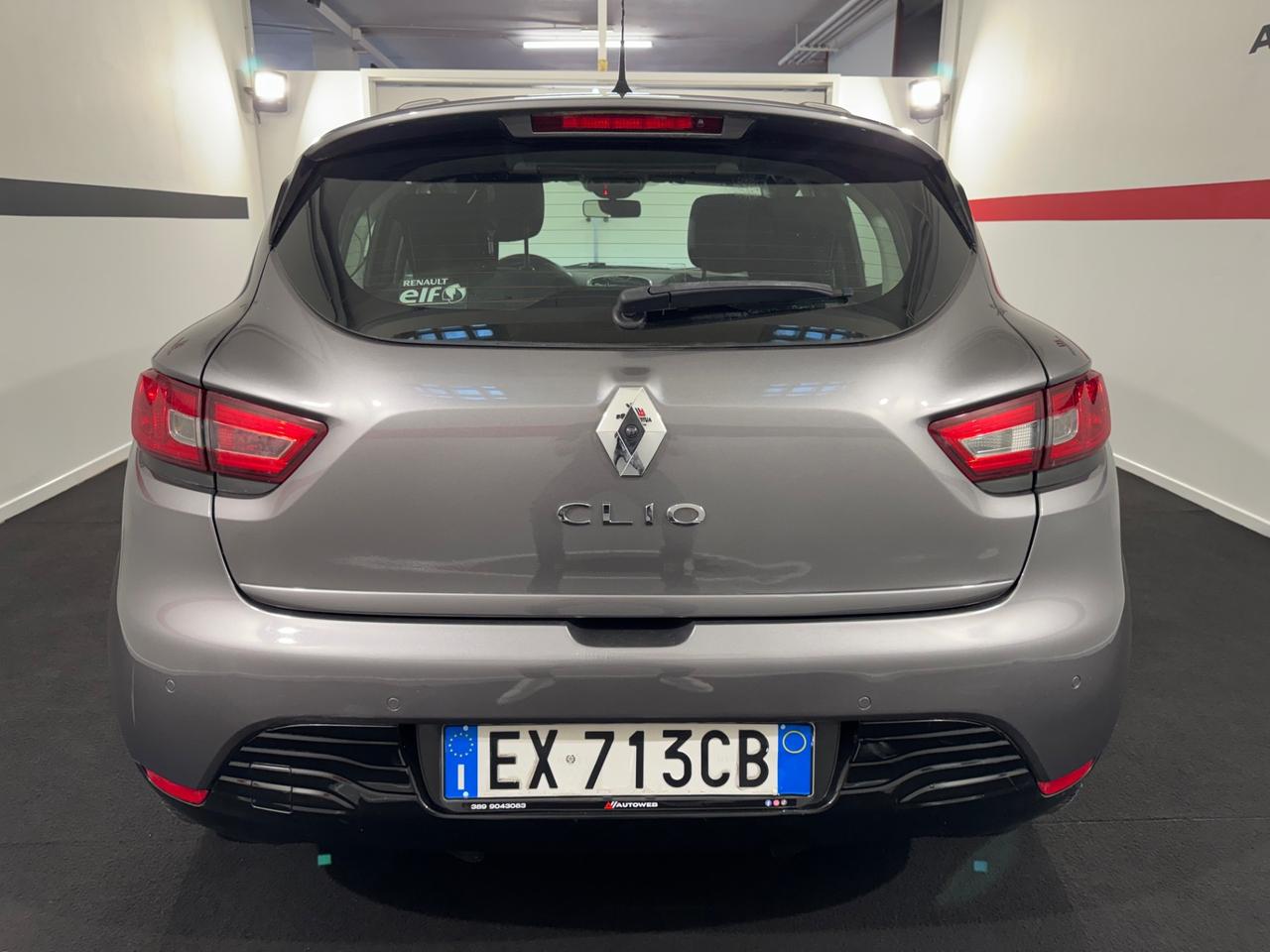 Renault Clio 1.2 75CV 5 porte Costume National