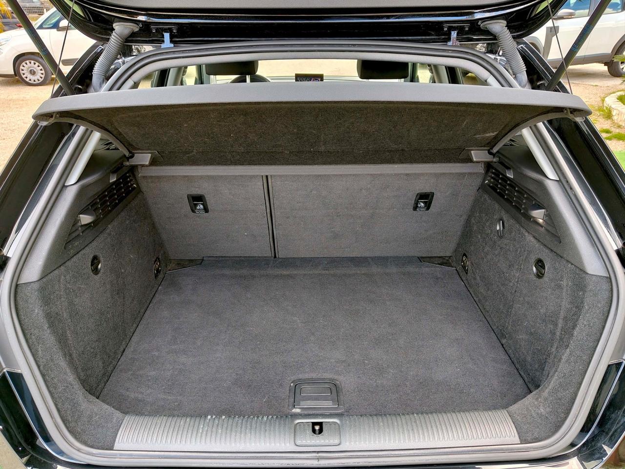 Audi A3 SPB 1.6 TDI S tronic Line - 2017