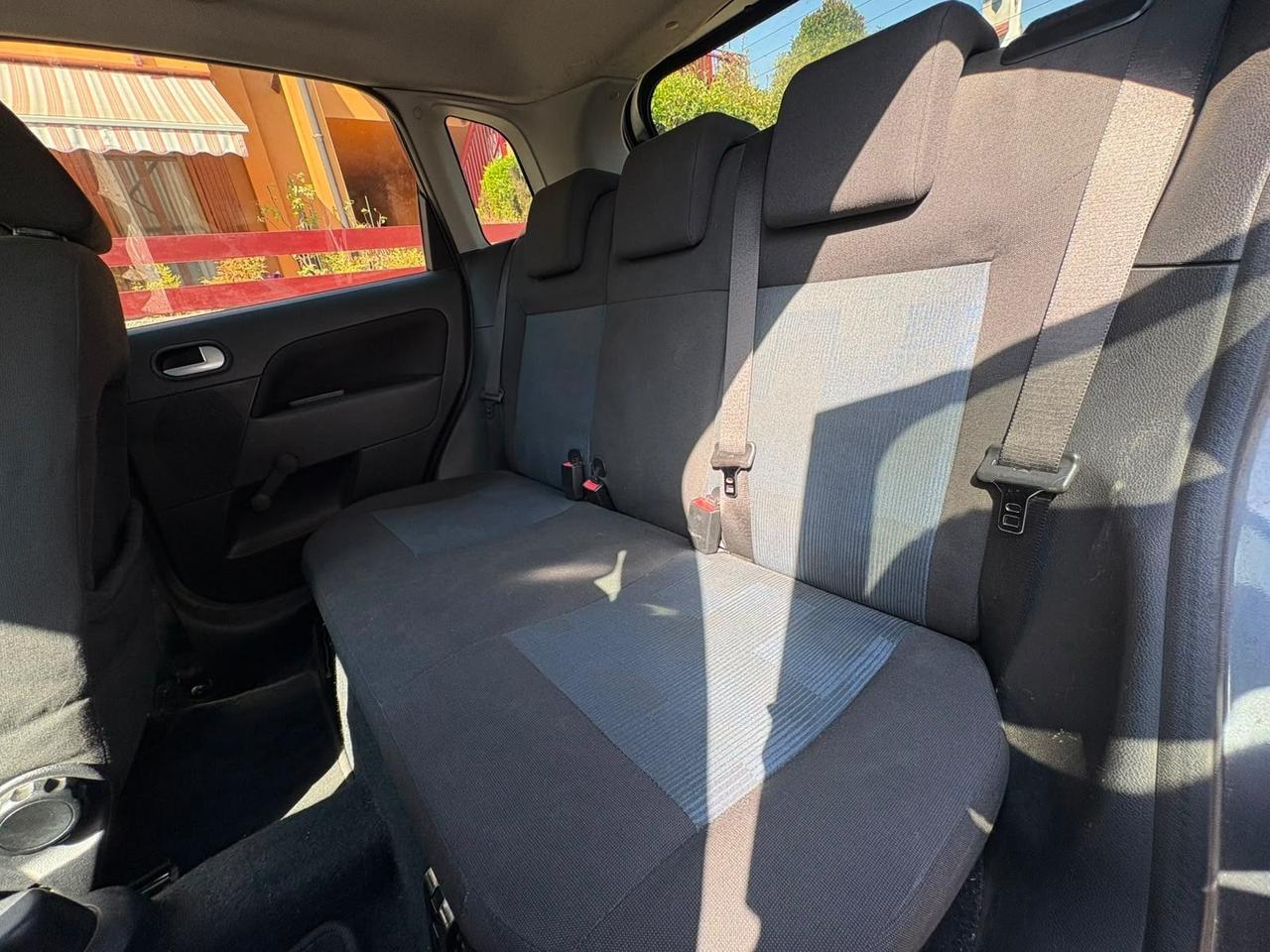 Ford Fiesta 1.4 TDCi 5p. Ghia
