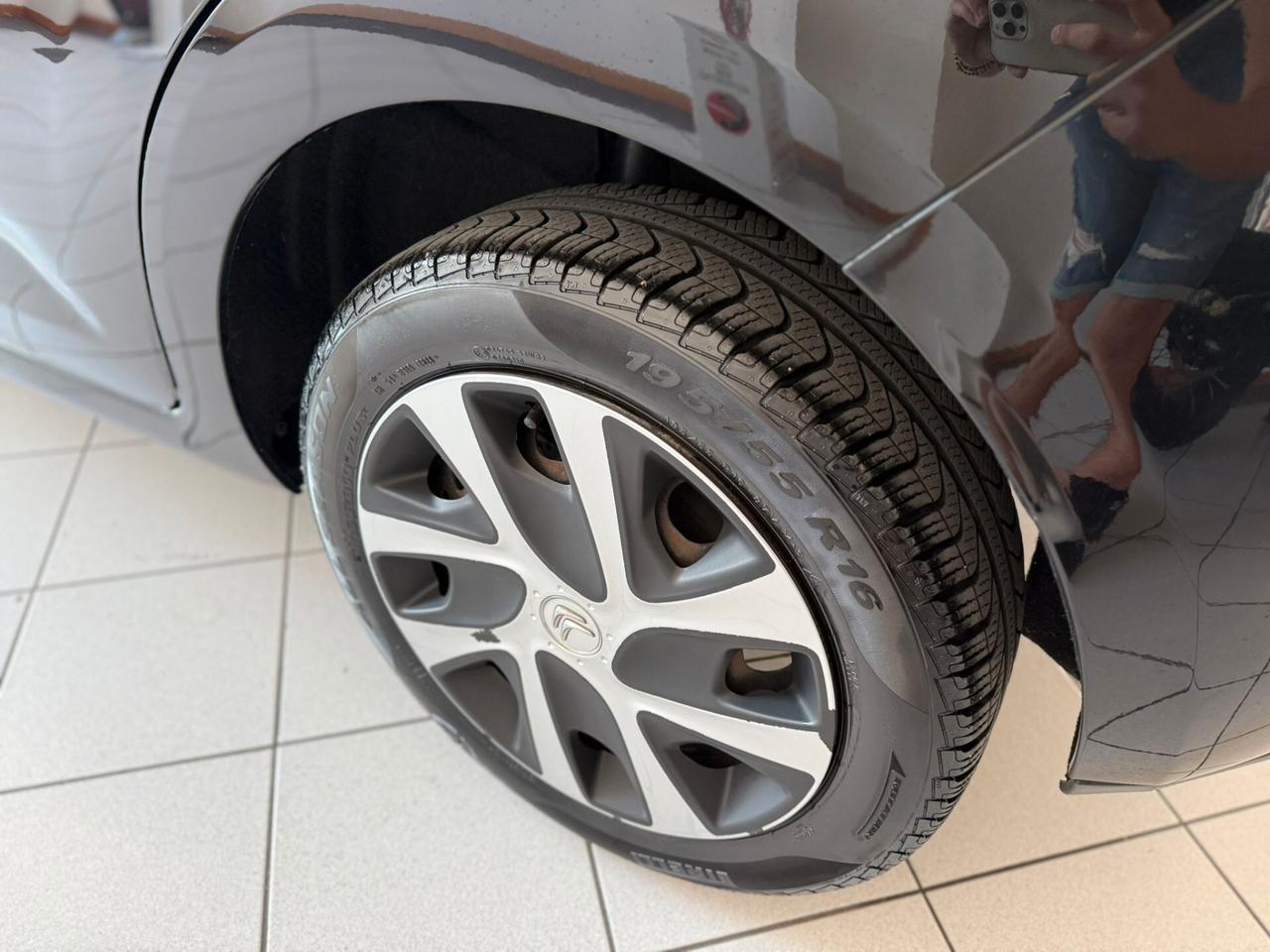 Citroen C3 PureTech 82 Exclusive 2015