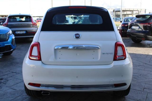 Fiat 500 C 1.0 hybrid Dolcevita 70cv con CARPLAY