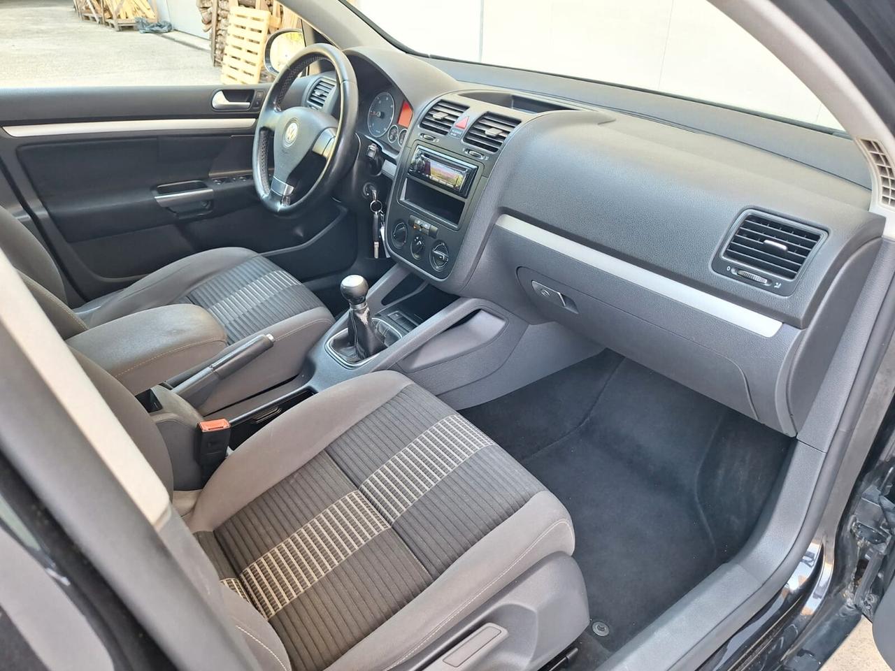 Volkswagen Golf 1.9 TDI DPF 5p.