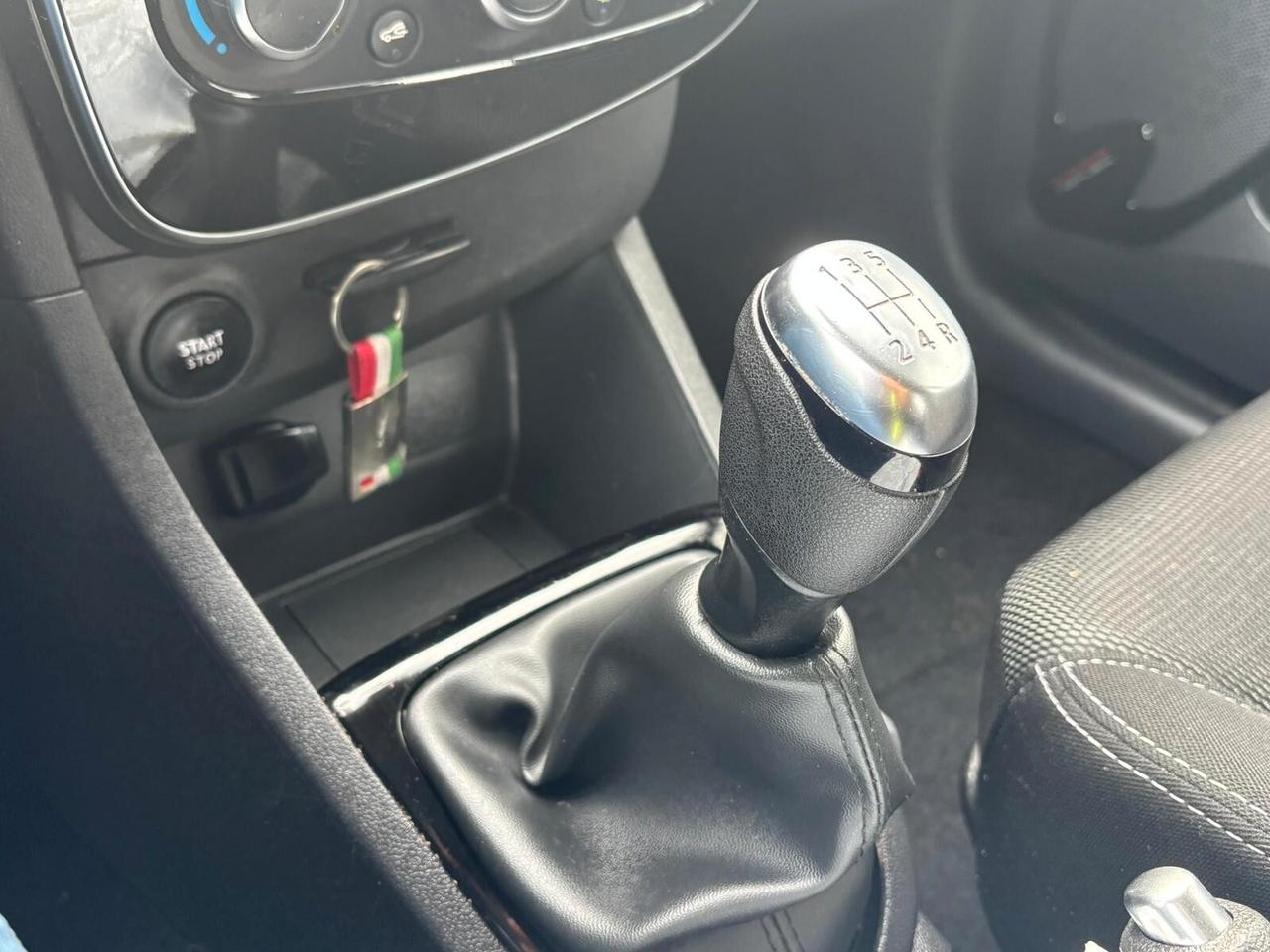 Renault Clio TCe 12V 90 CV 5 porte Moschino