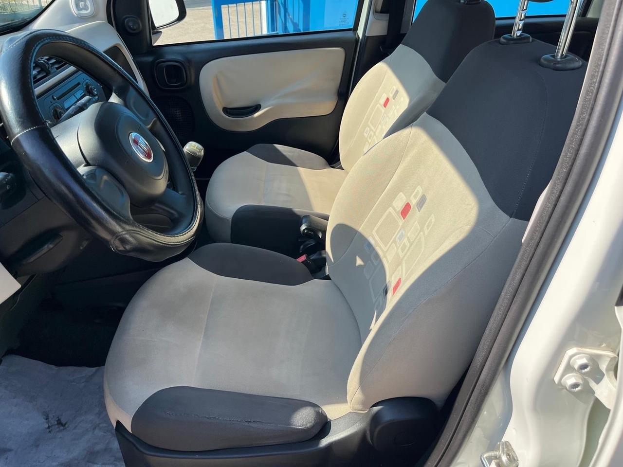 Ford Panda 0.9 twin air,metano -full-2013