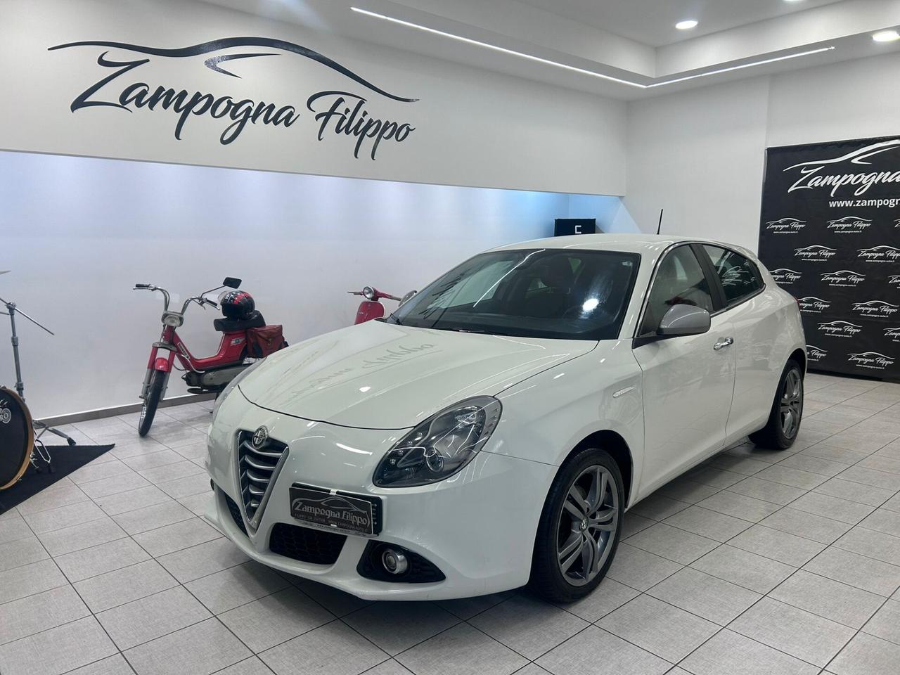AlfaRomeo Giulietta 1.6 JTDm 105CV Distinctive 2015