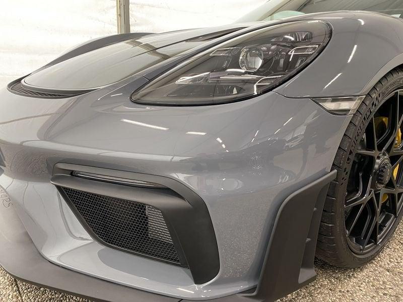 Porsche 718 Cayman 4.0 GT4 RS