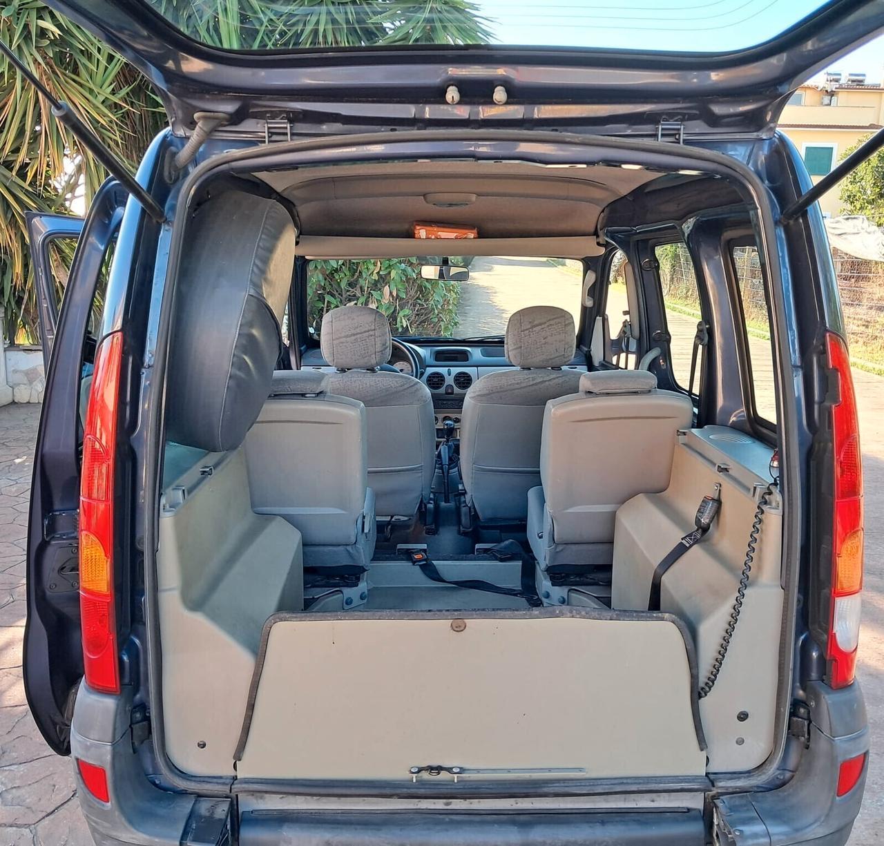 Renault Kangoo TRASPORTO DISABILI PIANALE RIBASSATO UNIPRO