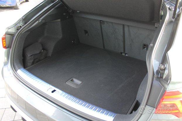 AUDI Q3 SPB 35 TDI S tronic S line edition