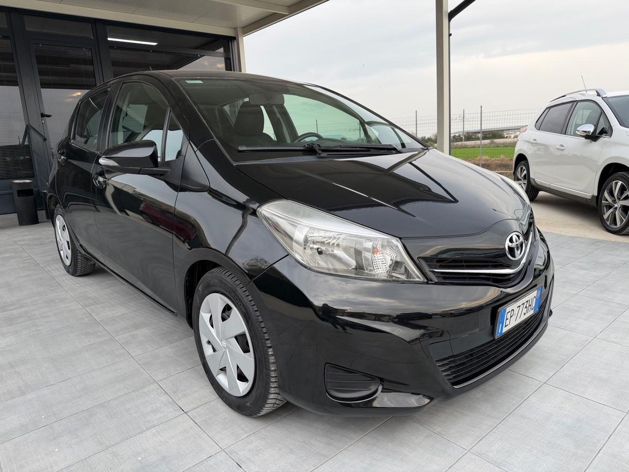 Toyota Yaris 1.4 D-4D 5 porte Active
