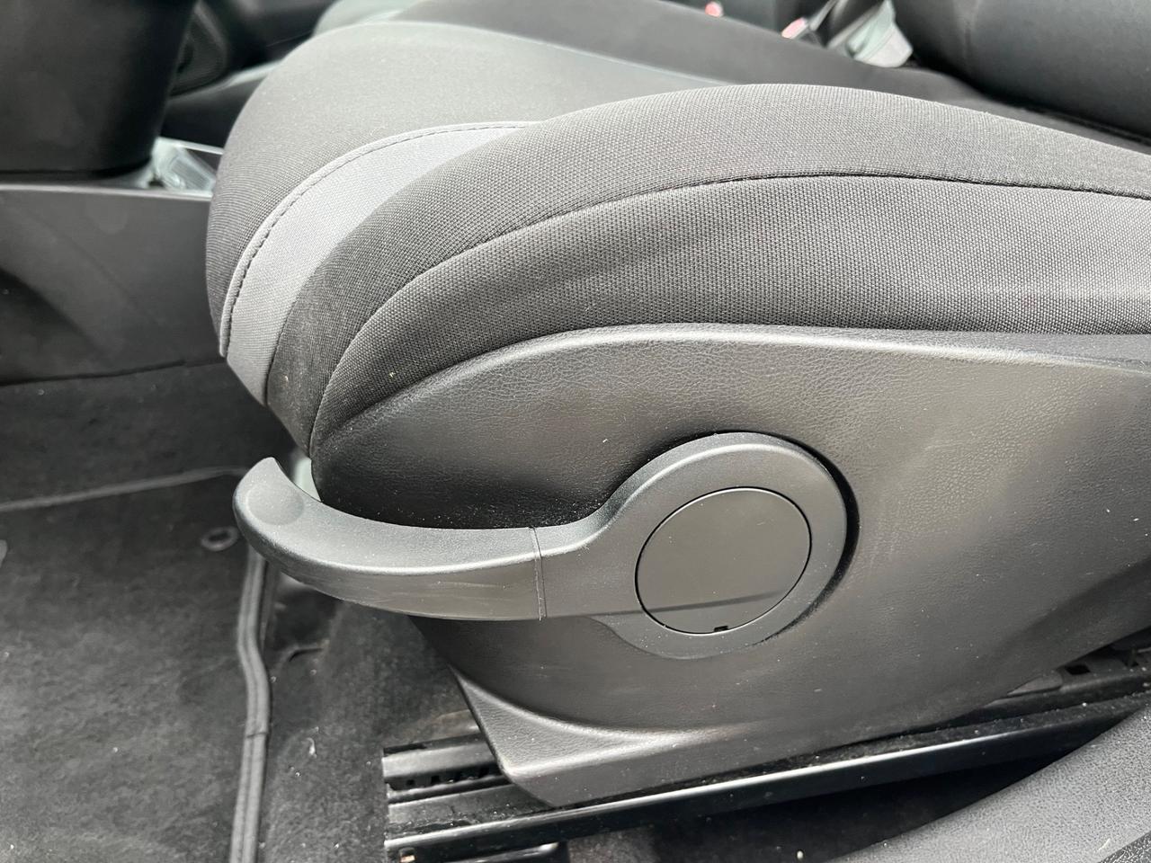 Lancia Ypsilon 1.3 MJT 16V 95 CV 5 porte
