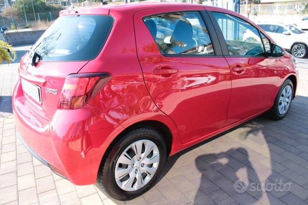 Toyota Yaris 1.0 5p. 69cv x neopatentati active