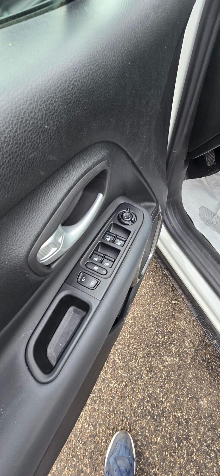 Jeep Renegade 1.6 Mjt 130 CV Longitude