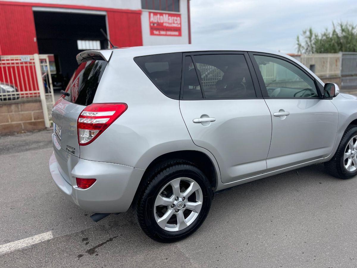 TOYOTA - RAV4 - Crossover 2.2 D-4D 150CV DPF Excl.