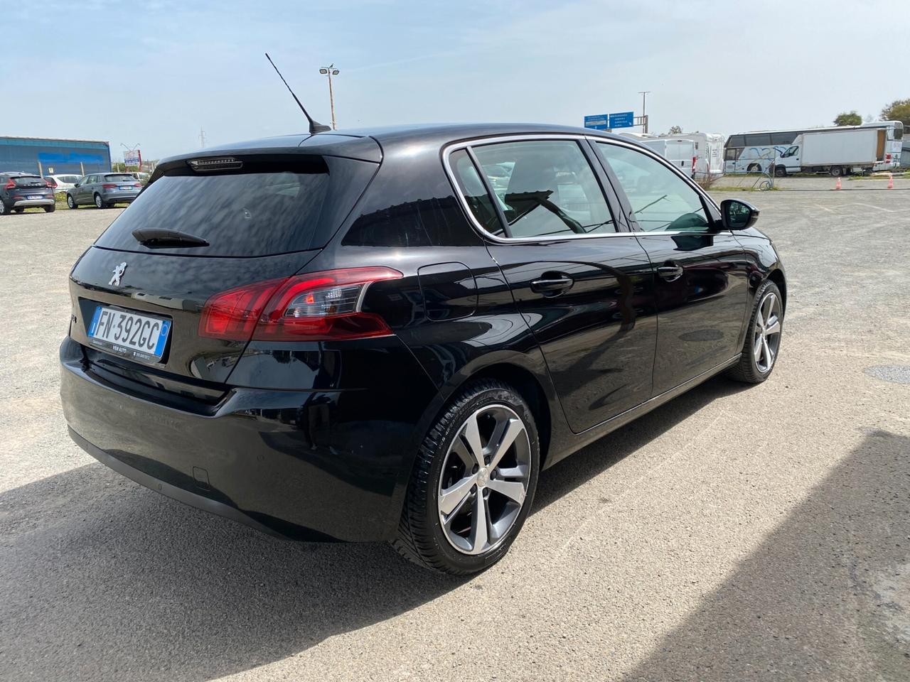 PEUGEOT 308 1.5 BlueHDi Allure GARANTITA