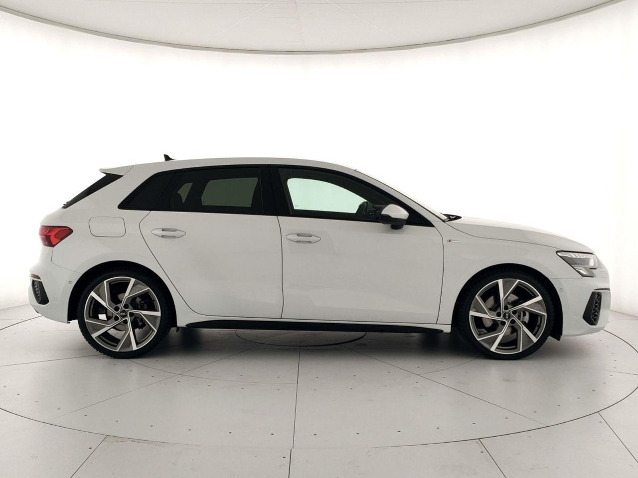 Audi A3 sportback 35 2.0 tdi s line edition s-tronic