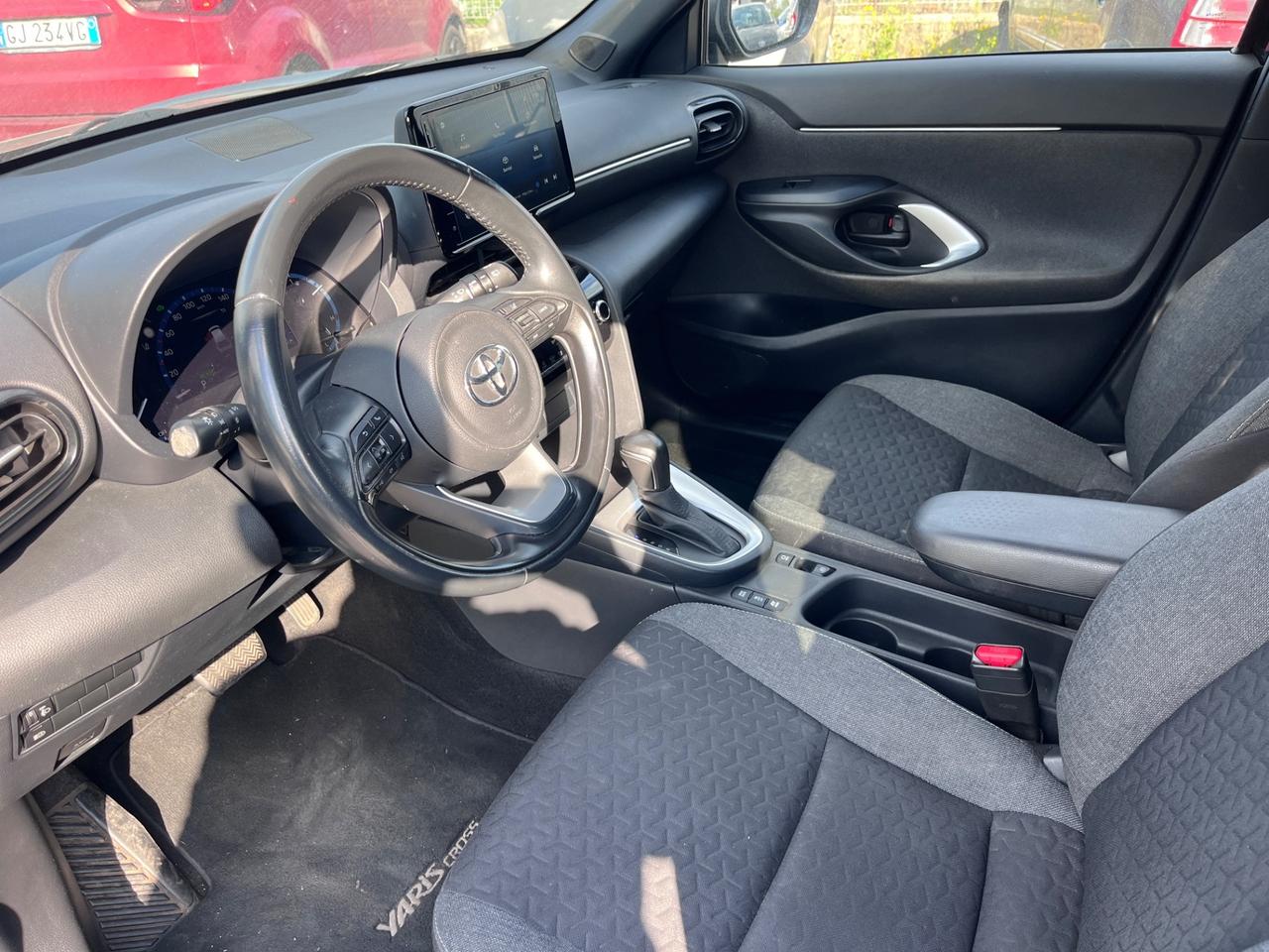 Toyota Yaris 1.5 Hybrid 5 porte Business