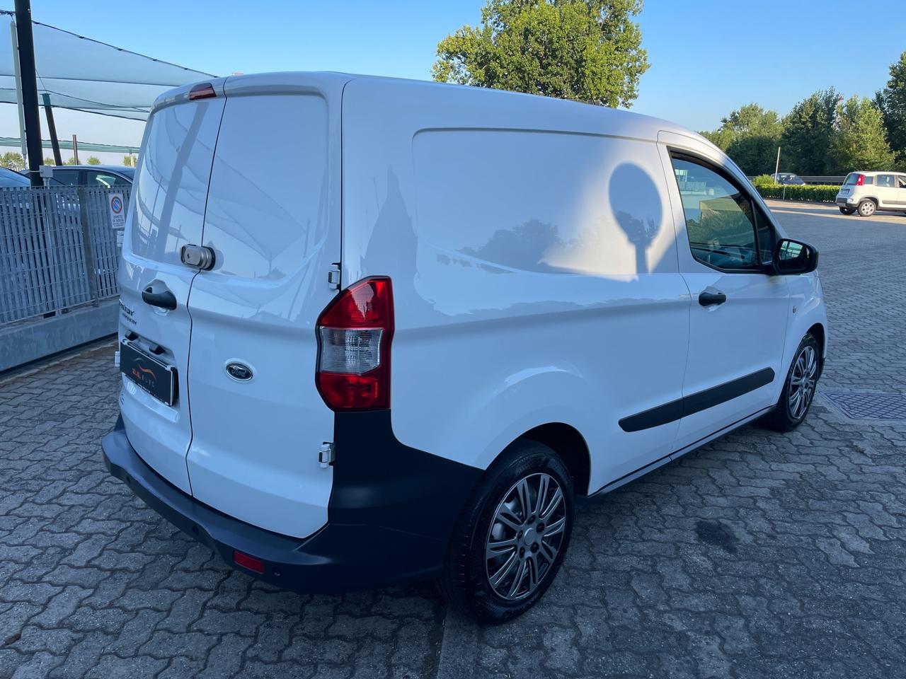 Ford Transit Courier 1.5 TDCi 75CV